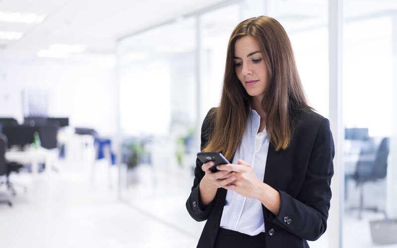 Locar smartphones por curto prazo: vale para sua operação?