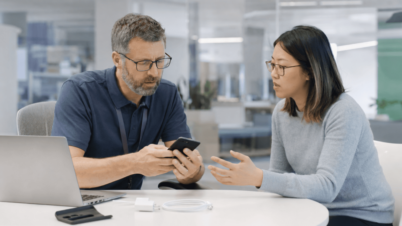 Troca rápida de celular corporativo realizada pelo suporte